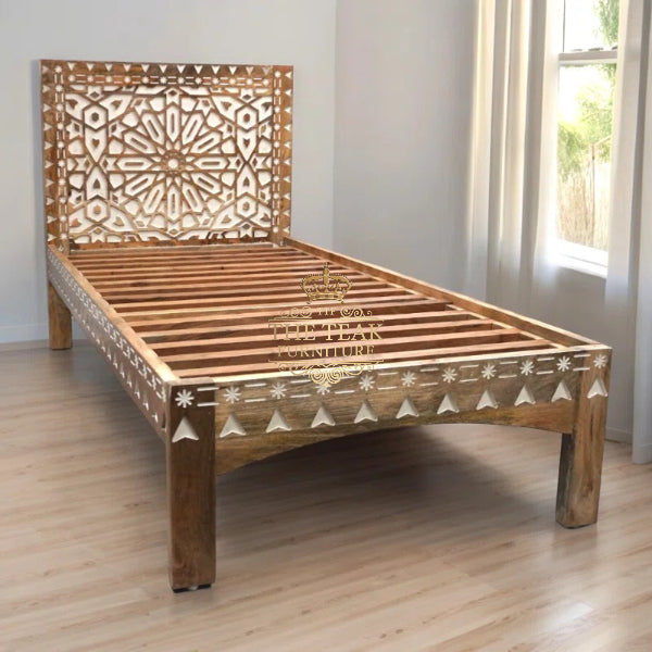 Venetian Gothic Revival Bed – Lavish Hand-Sculpted Wooden Engraving with Classic Influence